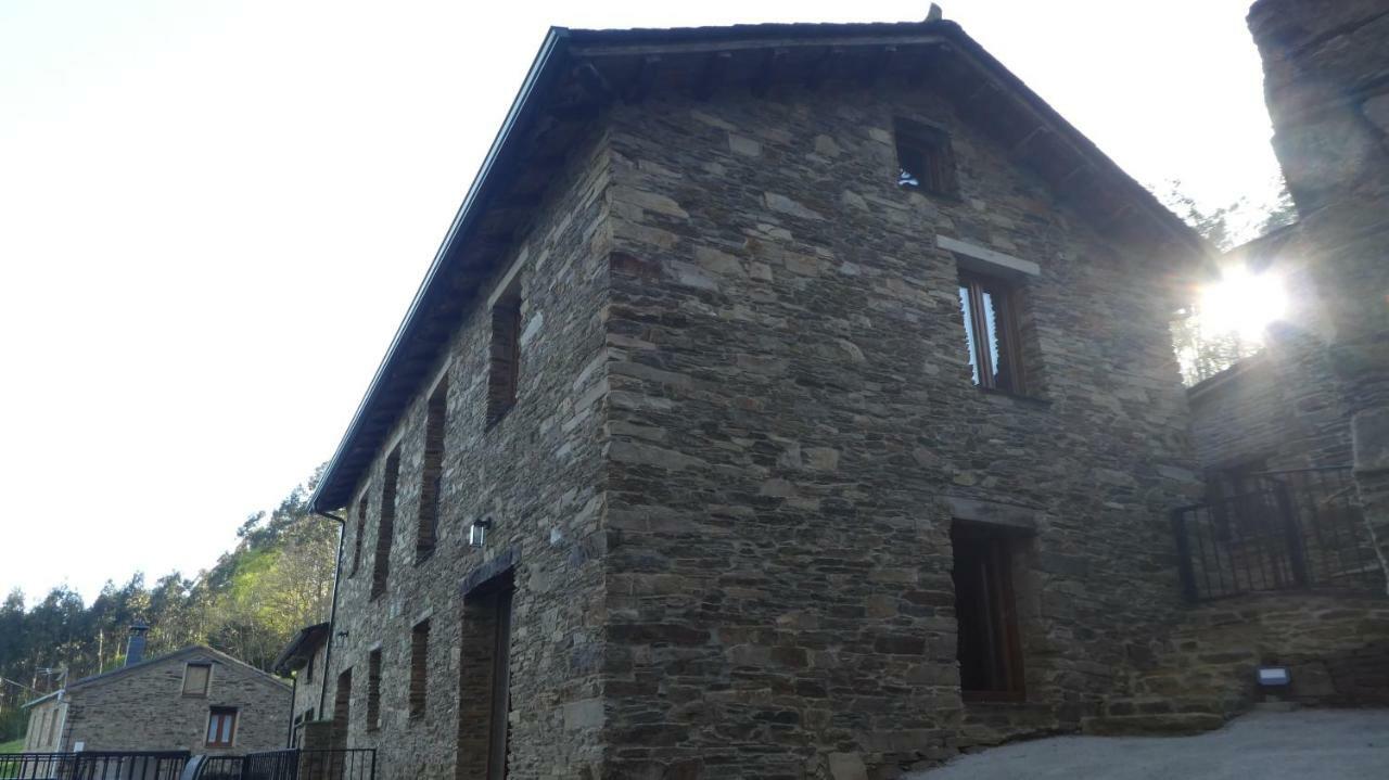 شقة Isabel Artemis Es San Tirso de Abres المظهر الخارجي الصورة